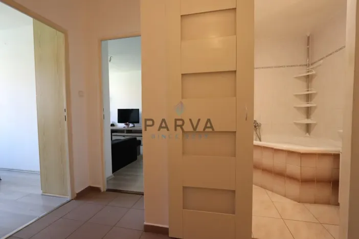 Prodej bytu 2+kk, Kladno - Kročehlavy, Francouzská, 40 m2