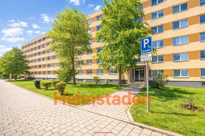 Pronájem bytu 1+kk, Karviná - Hranice, Slovenská, 30 m2