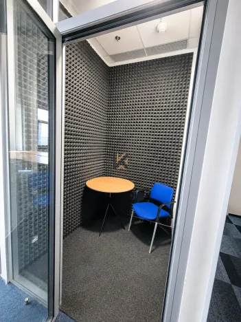 Pronájem kanceláře, Praha - Nové Město, Olivova, 140 m2