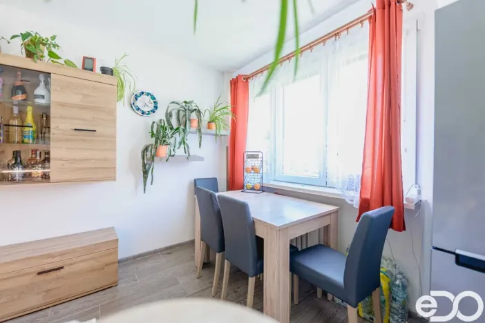 Prodej bytu 3+1, Pardubice, Kosmonautů, 57 m2