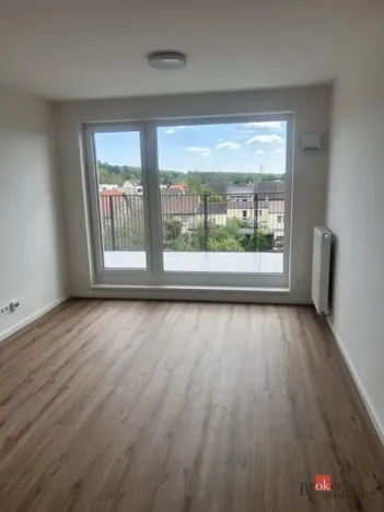 Pronájem bytu 2+kk, Kladno - Dubí, Ke křížku, 38 m2