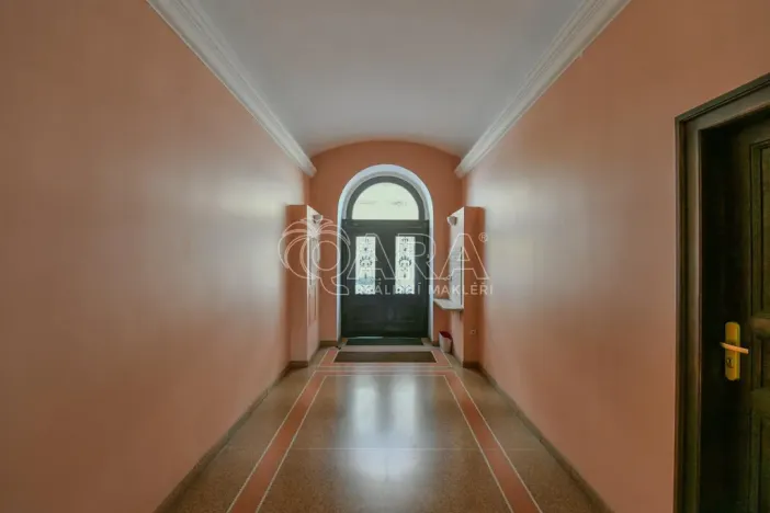 Pronájem bytu 1+kk, Praha - Smíchov, Lidická, 33 m2