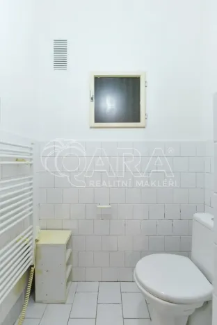 Pronájem bytu 1+kk, Praha - Smíchov, Lidická, 33 m2