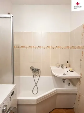 Pronájem bytu 1+1, Trutnov - Dolní Předměstí, Úpské nábřeží, 30 m2