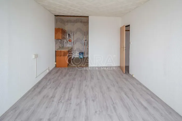 Pronájem bytu 2+kk, Neratovice, Dr. E. Beneše, 40 m2