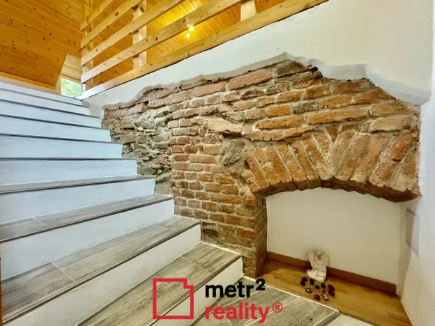Prodej rodinného domu, Bouzov, 400 m2
