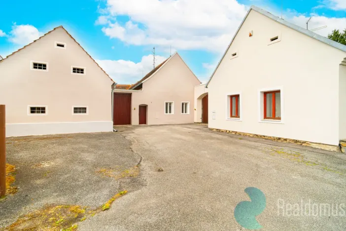 Prodej zemědělské usedlosti, Babice, 439 m2