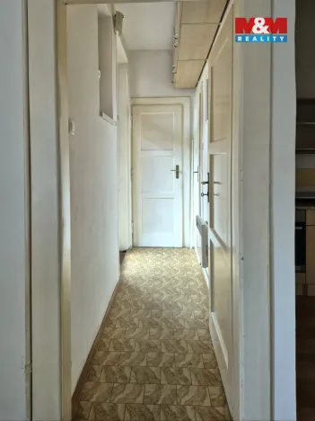 Pronájem bytu 1+kk, Praha - Holešovice, Stupkova, 31 m2