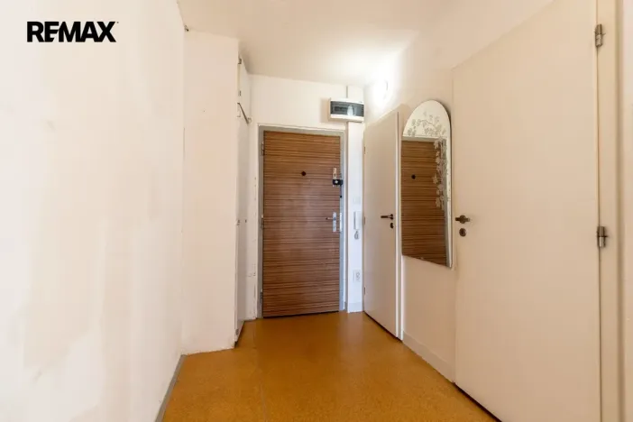 Pronájem bytu 2+kk, Praha - Háje, Kupeckého, 42 m2