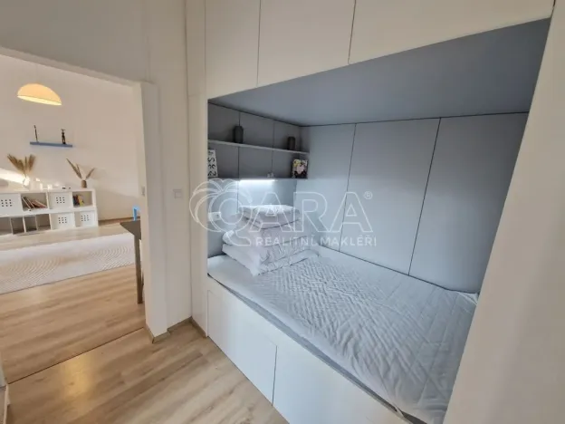 Pronájem bytu 1+kk, Praha - Žižkov, Roháčova, 31 m2