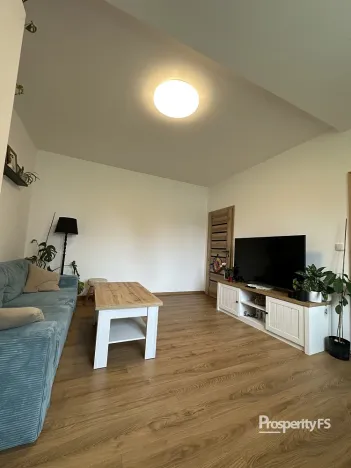 Pronájem bytu 3+kk, Kladno - Kročehlavy, Anglická, 53 m2