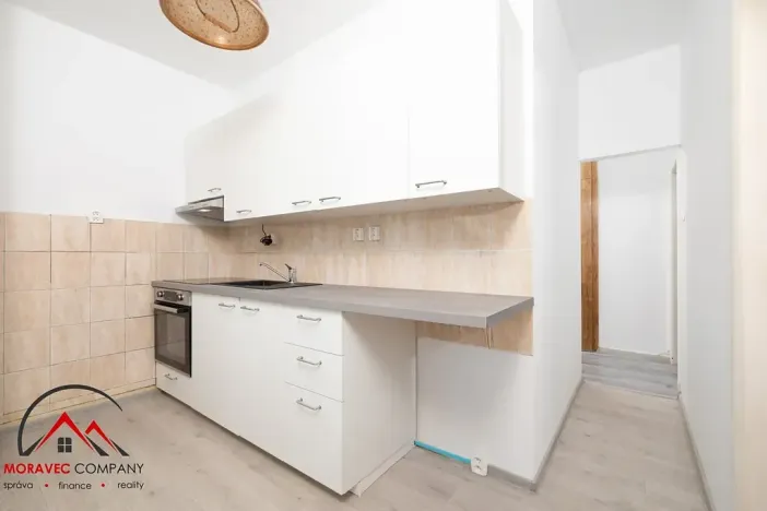 Pronájem bytu 2+1, Krnov, SPC S, 58 m2