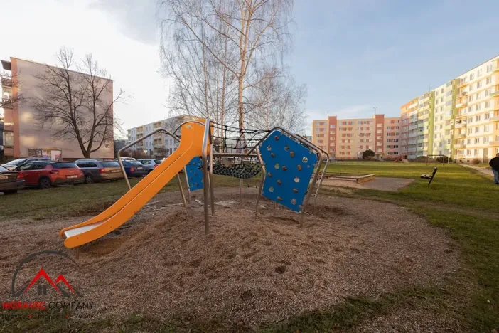 Pronájem bytu 2+1, Krnov, SPC S, 58 m2