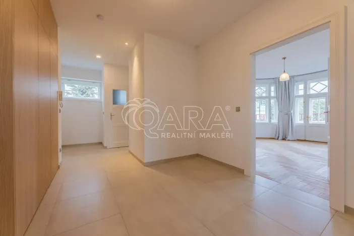 Pronájem bytu 3+1, Praha - Dejvice, 133 m2