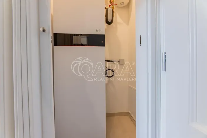 Pronájem bytu 3+1, Praha - Dejvice, 133 m2