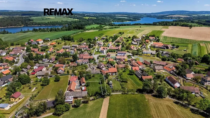 Prodej pozemku pro bydlení, Bernartice, 1087 m2
