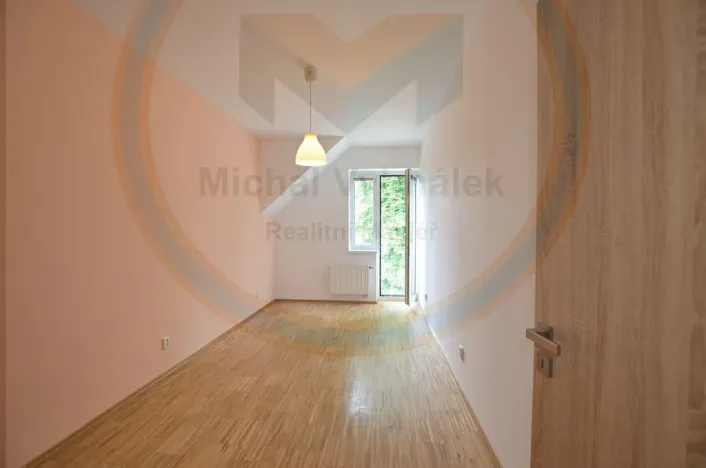 Pronájem bytu 2+kk, Klecany, Nám. Třebízského, 52 m2