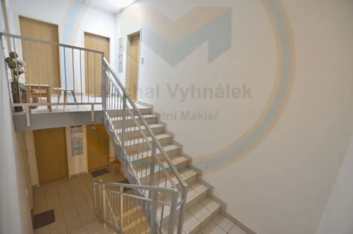 Pronájem bytu 2+kk, Klecany, Nám. Třebízského, 52 m2