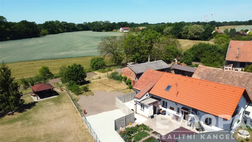 Prodej pozemku pro bydlení, Dříteč, 457 m2