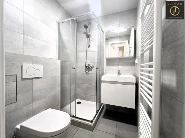 Pronájem bytu 1+kk, Praha - Smíchov, Svornosti, 18 m2