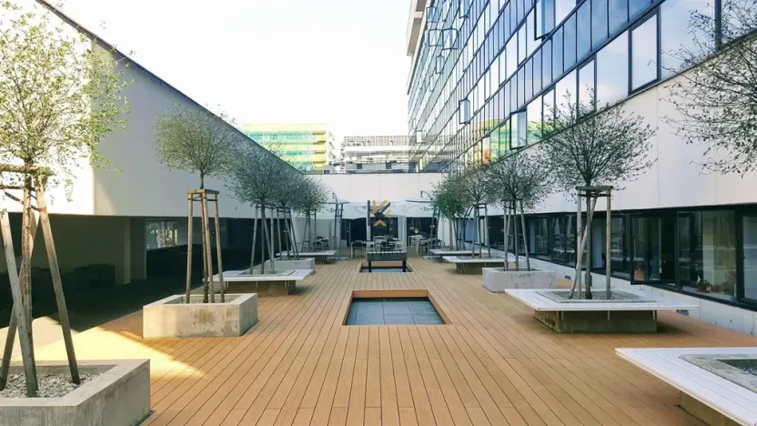 Pronájem kanceláře, Praha - Holešovice, Dělnická, 350 m2
