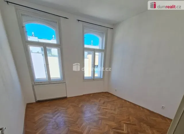 Pronájem bytu 2+kk, Praha - Žižkov, Krásova, 68 m2