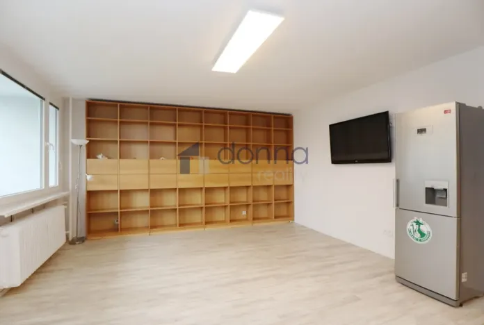 Pronájem bytu 4+kk, Praha, Kazašská, 107 m2