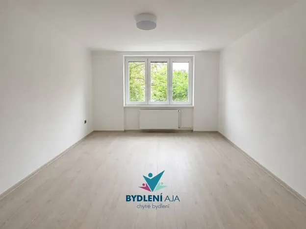 Prodej bytu 2+1, Teplice, V břízkách, 54 m2