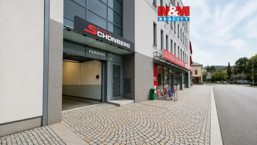 Pronájem garážového stání, Šumperk, Langrova, 13 m2