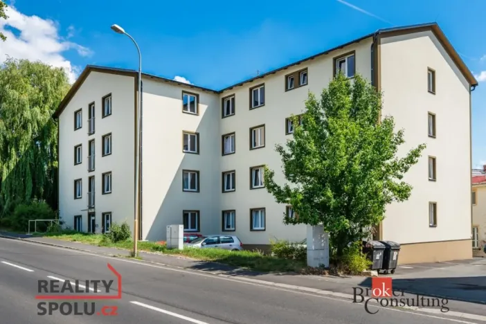 Pronájem bytu 1+kk, Karlovy Vary, Jáchymovská, 27 m2