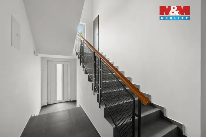 Prodej bytu 2+kk, Stochov, Zahradní, 62 m2