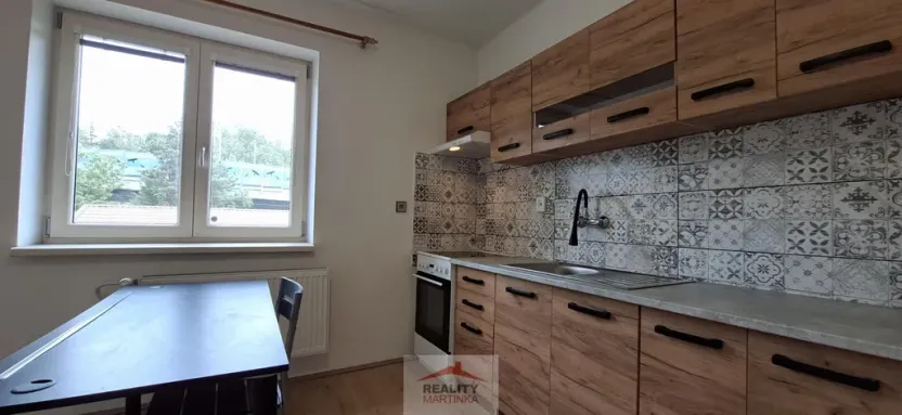 Pronájem bytu 2+1, Valašské Meziříčí - Krásno nad Bečvou, Zámecká, 75 m2