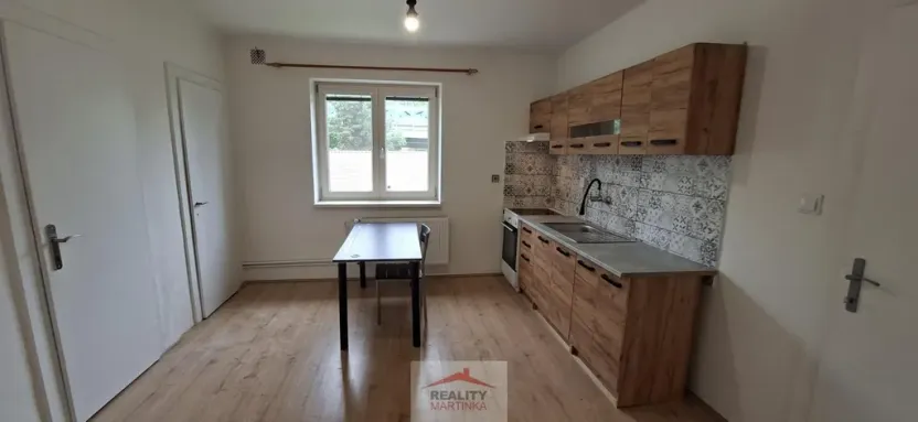 Pronájem bytu 2+1, Valašské Meziříčí - Krásno nad Bečvou, Zámecká, 75 m2