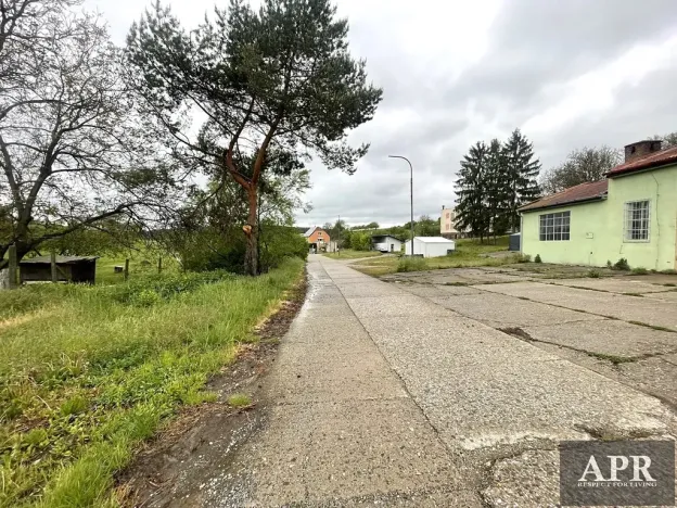 Pronájem skladu, Uherský Brod, V Kútě, 650 m2