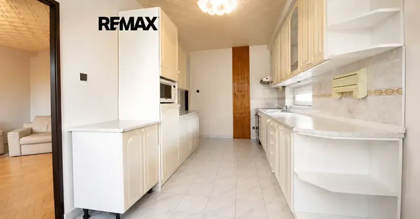 Pronájem bytu 3+1, Kolín, Veltrubská, 93 m2