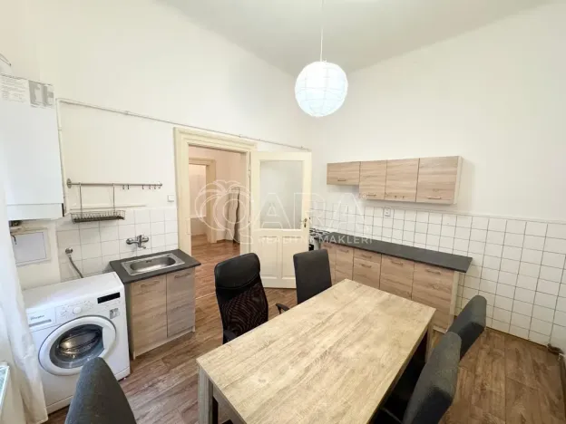 Pronájem bytu 2+1, Praha - Nové Město, Petrské náměstí, 89 m2