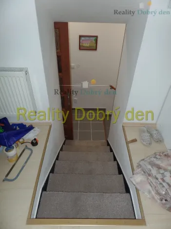 Pronájem bytu 2+kk, Opava, Hozovo nábřeží, 81 m2