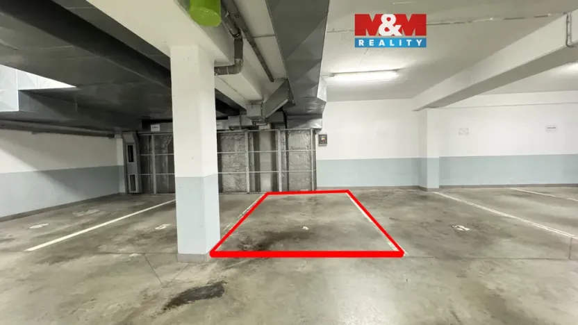 Pronájem garážového stání, Šumperk, Langrova, 13 m2