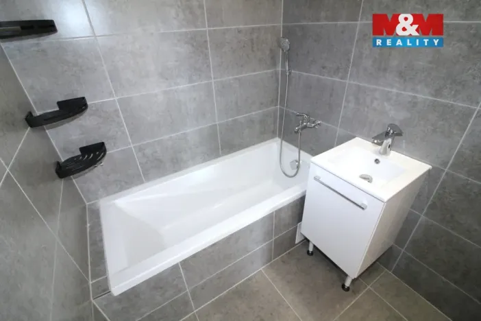 Pronájem bytu 3+1, Cvikov - Cvikov II, Sídliště, 76 m2