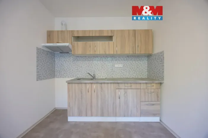 Pronájem bytu 3+1, Praha - Střížkov, Českolipská, 55 m2