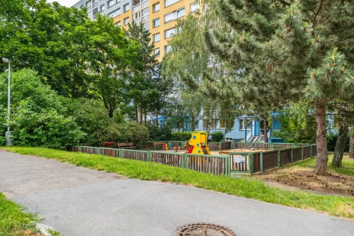 Prodej bytu 3+1, Praha - Chodov, Lečkova, 75 m2