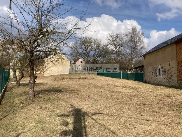 Prodej pozemku pro bydlení, Líšťany - Lipno, Líšťany, 936 m2