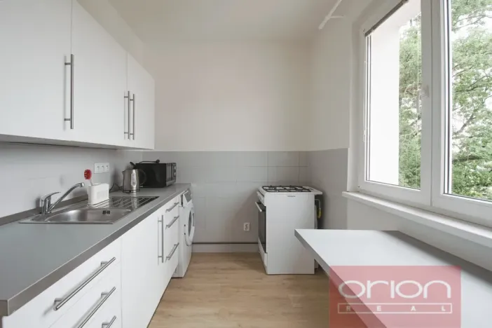 Pronájem bytu 2+1, Praha - Veleslavín, Na Petřinách, 52 m2