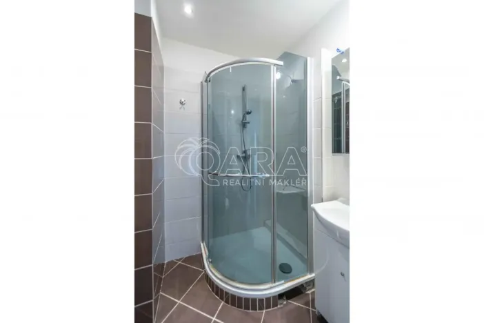 Pronájem bytu 2+1, Neratovice, Čtvercová, 55 m2