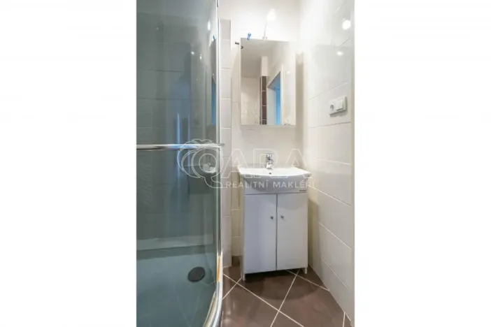 Pronájem bytu 2+1, Neratovice, Čtvercová, 55 m2