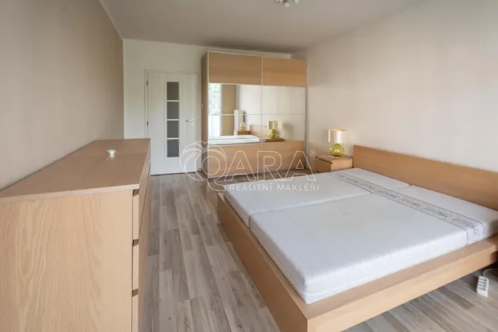 Pronájem bytu 2+1, Neratovice, Čtvercová, 55 m2