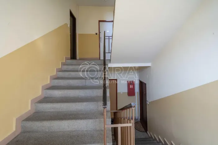 Pronájem bytu 2+1, Neratovice, Čtvercová, 55 m2
