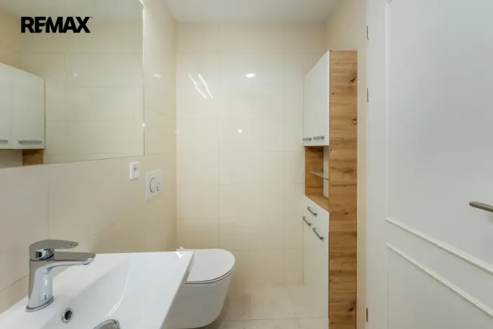 Pronájem bytu 2+kk, Praha - Vinohrady, Korunní, 53 m2