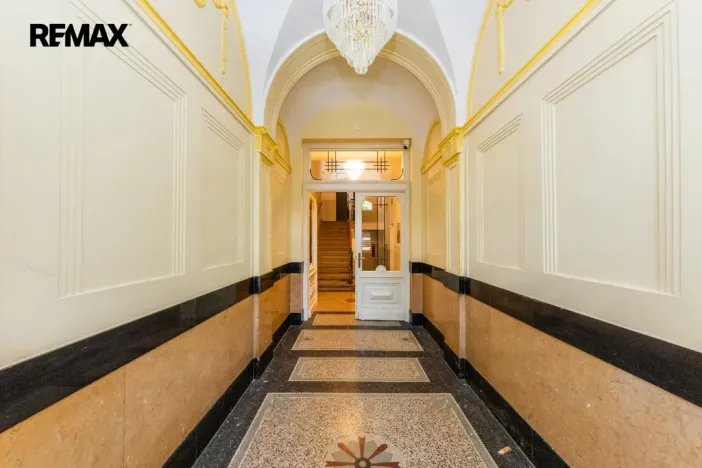 Pronájem bytu 2+kk, Praha - Vinohrady, Korunní, 53 m2