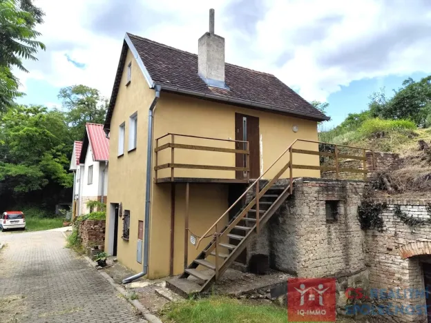 Prodej vinného sklepa, Chvalovice, 95 m2
